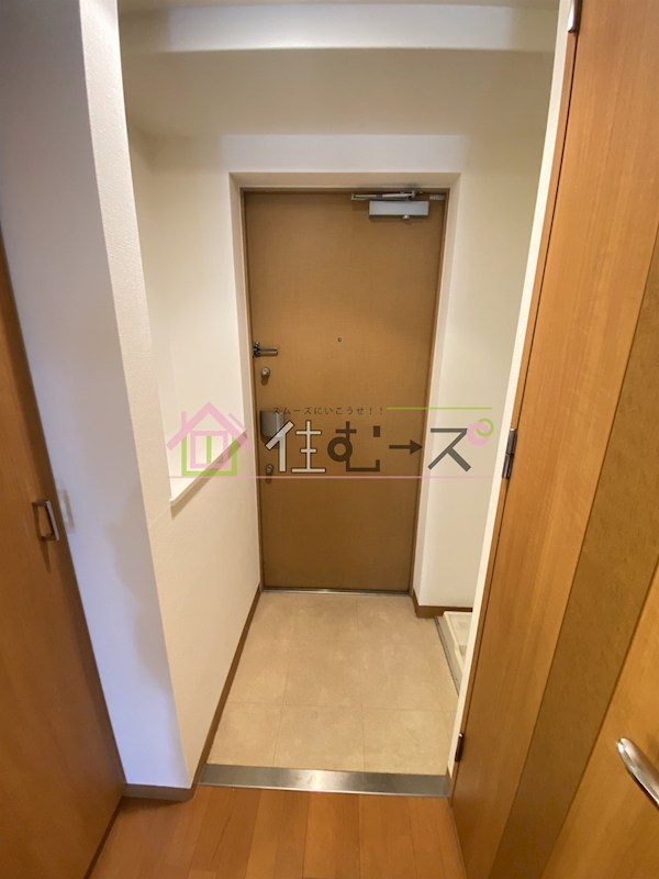 エステムプラザミッドプレイス 玄関