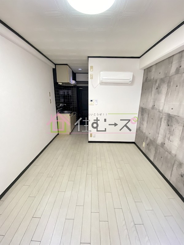 ノアーズアーク長堀通 リビング