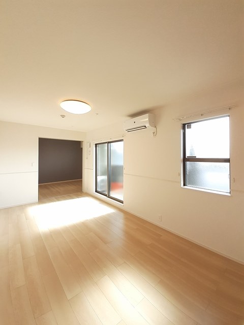 プレゼンス弥刀Ｂ リビング