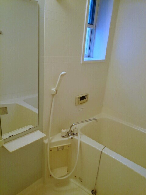 リブ・シンヴィレッジⅡ 風呂画像