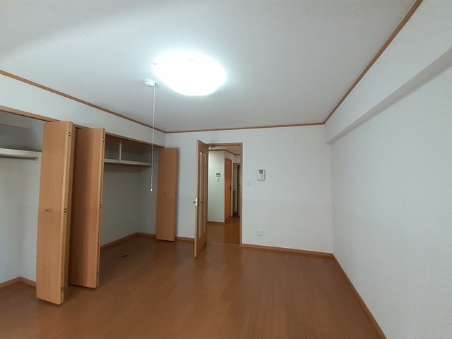 プラシード リビング