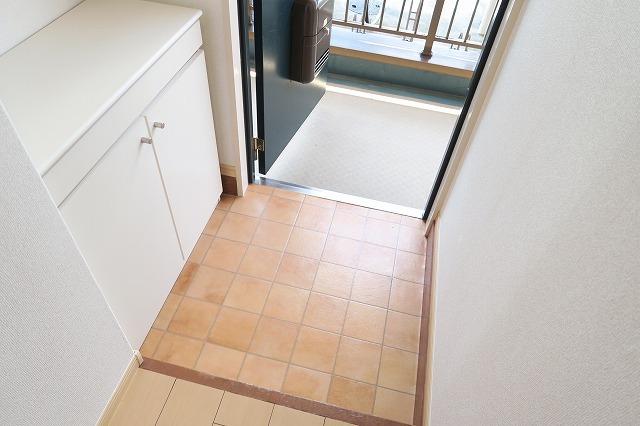 フリーダム常吉 玄関