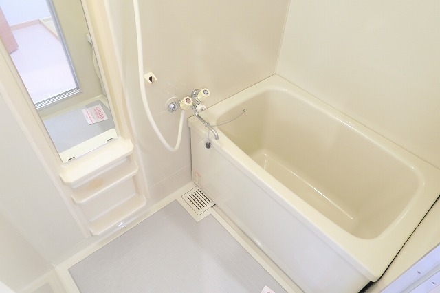 フリーダム常吉 風呂画像