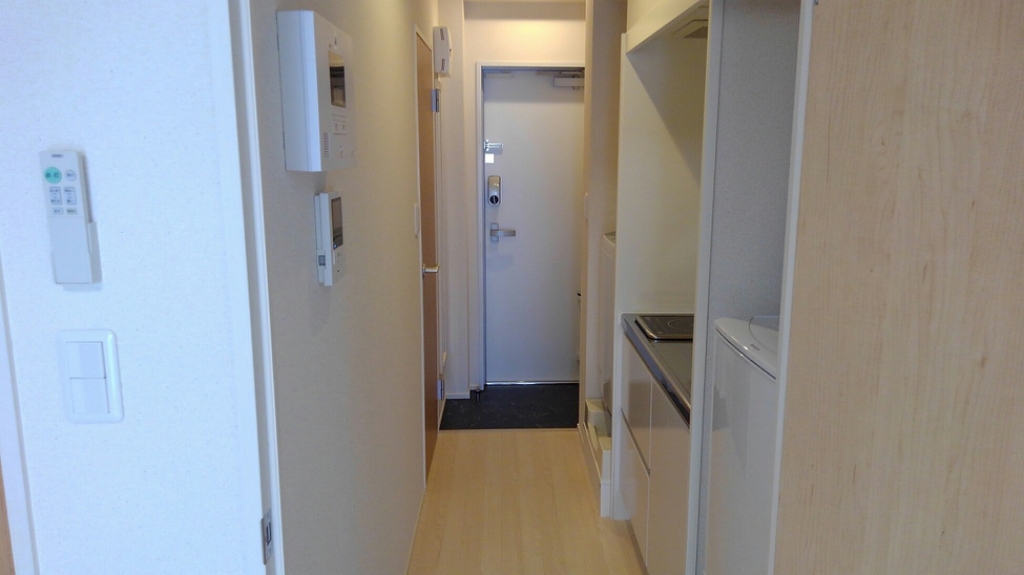 クレイノ清都Ⅲ 玄関