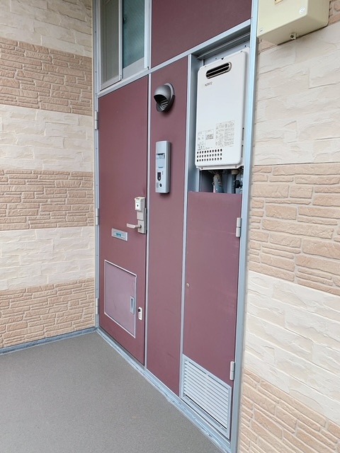 レオパレスＤｒｅａｍＳｅｅｄⅠ 玄関