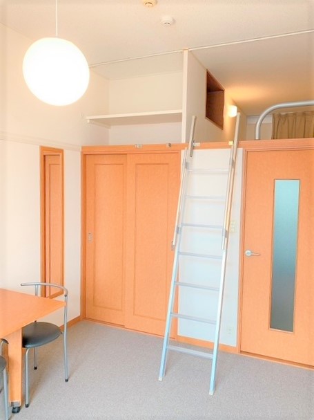 レオパレスＤｒｅａｍＳｅｅｄⅠ ベッドルーム