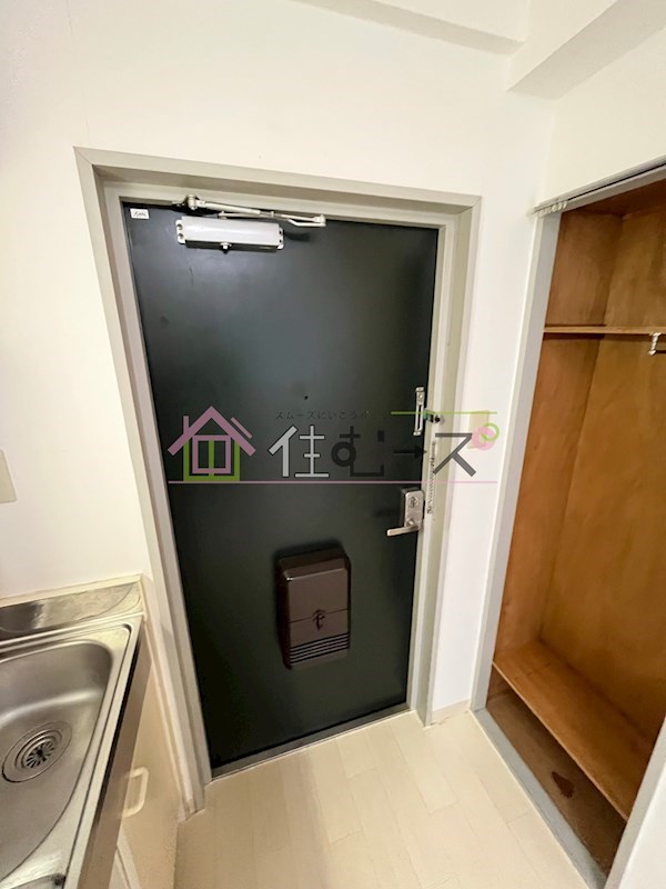 ジオナ本田 玄関