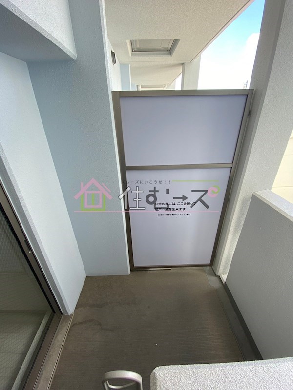 フォーリアライズ難波南レーヴ ベランダ