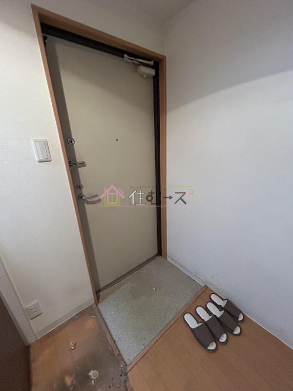 ヴィラナリー鶴見 玄関