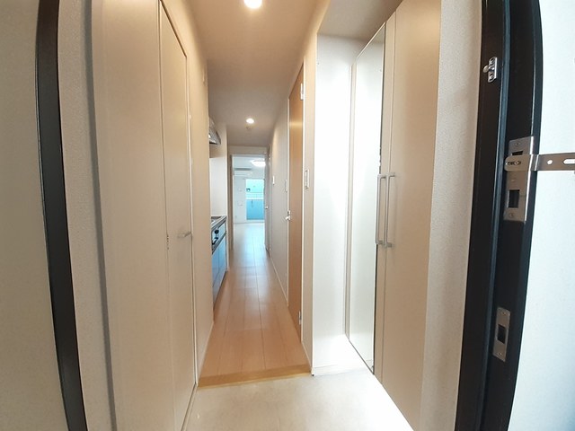 レジデンス　堀江西 玄関