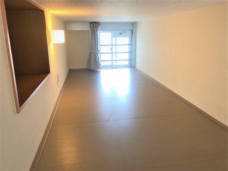 レオパレスヴァーグ浪芳庵 ベッドルーム