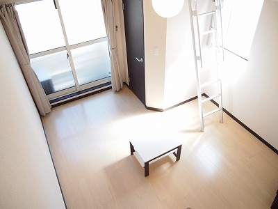 レオネクスト長尾元町Ⅲ リビング