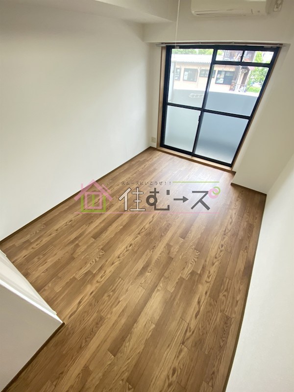 ノルデンハイムリバーサイド天神橋 リビング