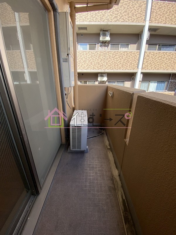 リバースクウェア103 ベランダ