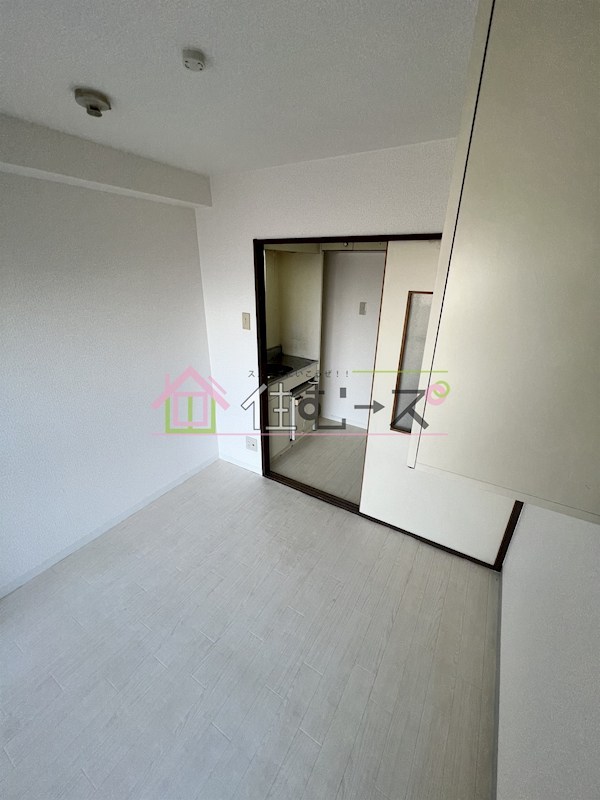 トーエー玉造第2ビル リビング