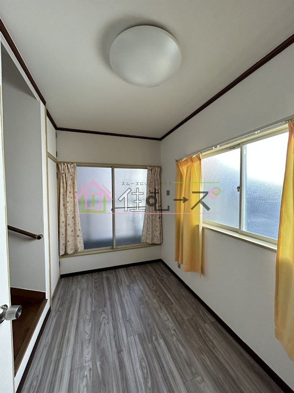 市岡１丁目貸家 ベッドルーム