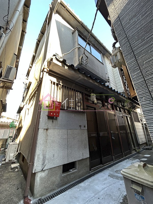 港晴２丁目テラスハウス 外観