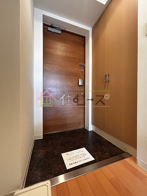 エステムコート梅田・天神橋リバーフロント 玄関