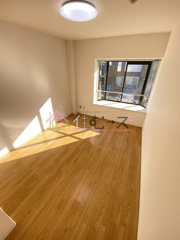 ハイツワールド ベッドルーム