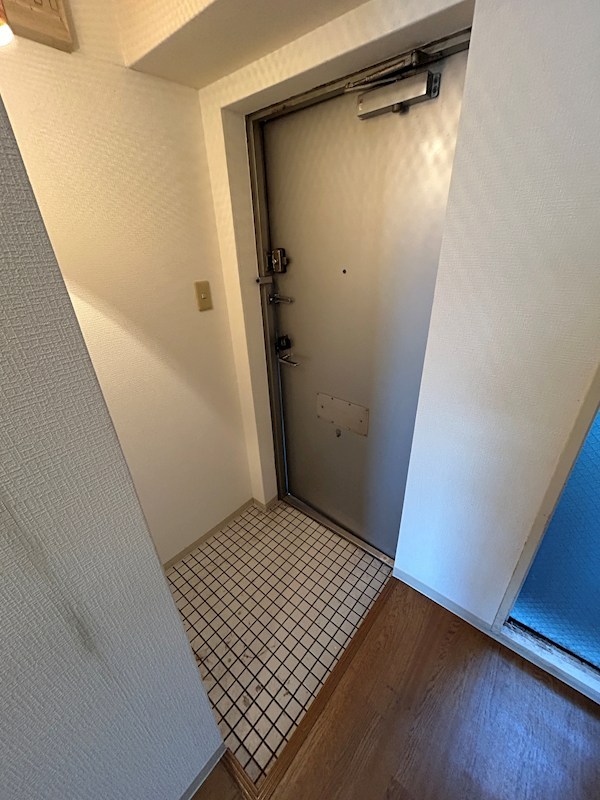 ベルメゾン朝潮橋 玄関