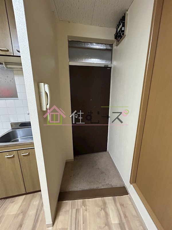 ヴィラナリー港晴 玄関