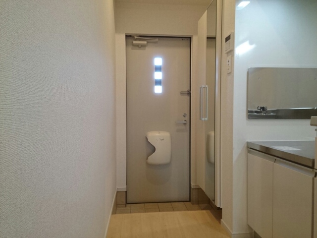 サウス　ラポール 玄関