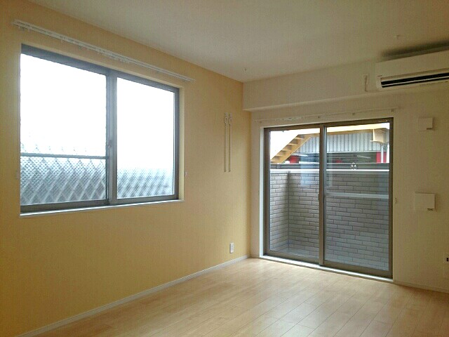 ラ・ルーチェ リビング