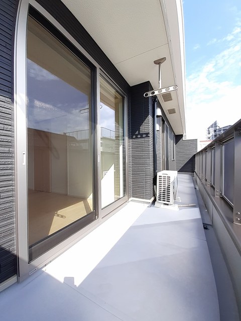 メゾン　ド　ソレイユ　東岸和田 ベランダ