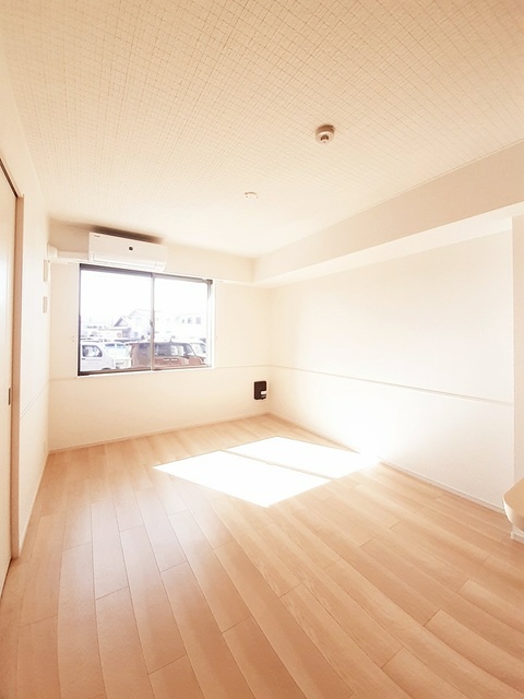 エテルノ泉南馬場 リビング