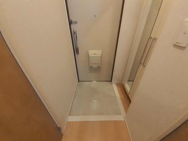 オーキッド　ヒルズ 玄関