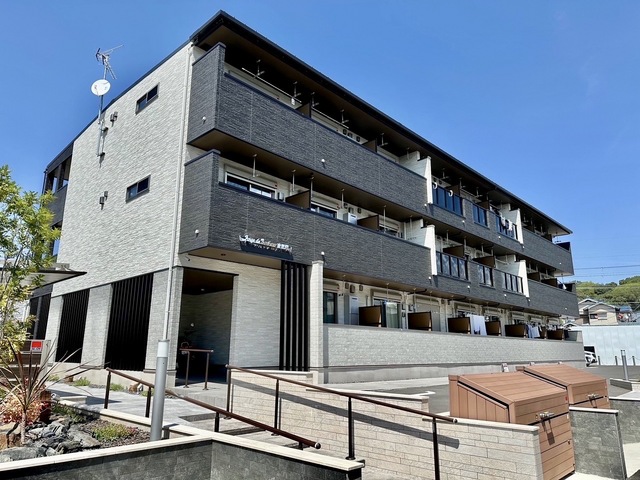 アンジュ　ド　ボヌール　香里園 外観