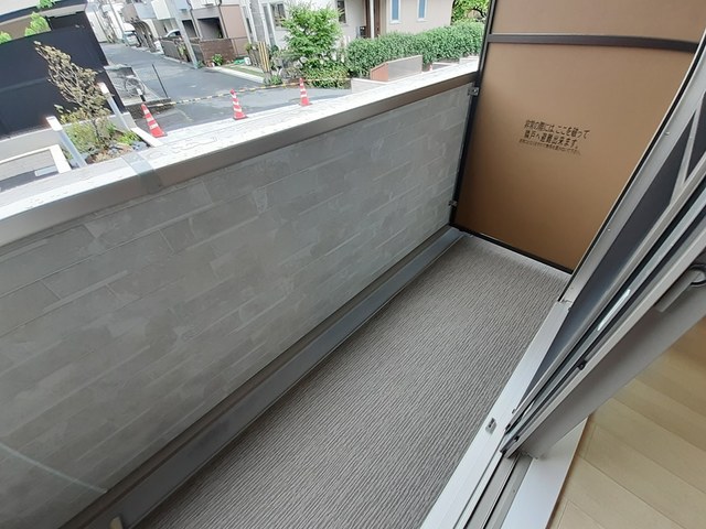 アンジュ　ド　ボヌール　香里園 ベランダ