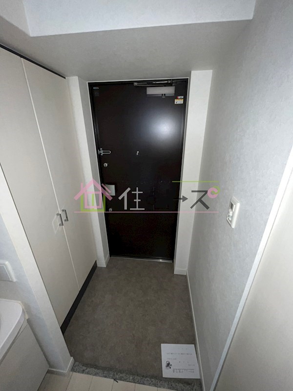 プレサンス心斎橋ルティア 玄関