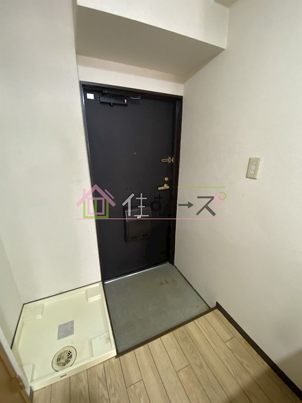 フローライト新大阪 玄関