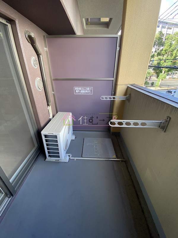 ブリリアント大阪西 ベランダ