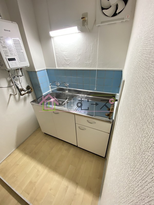 エイトビル江戸堀 キッチン