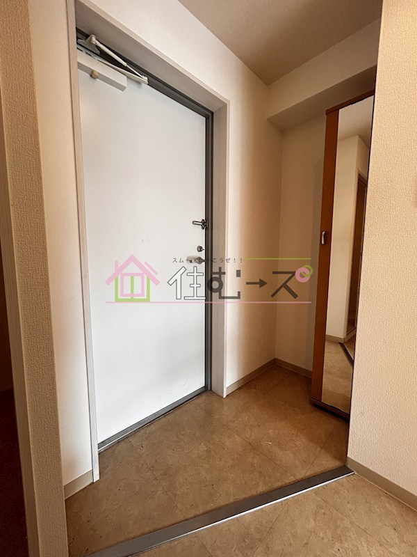 ヴォルベール中崎 玄関