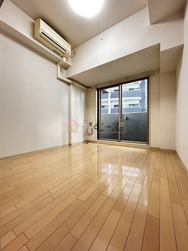 エステムプラザ難波WESTリバークロス ベッドルーム