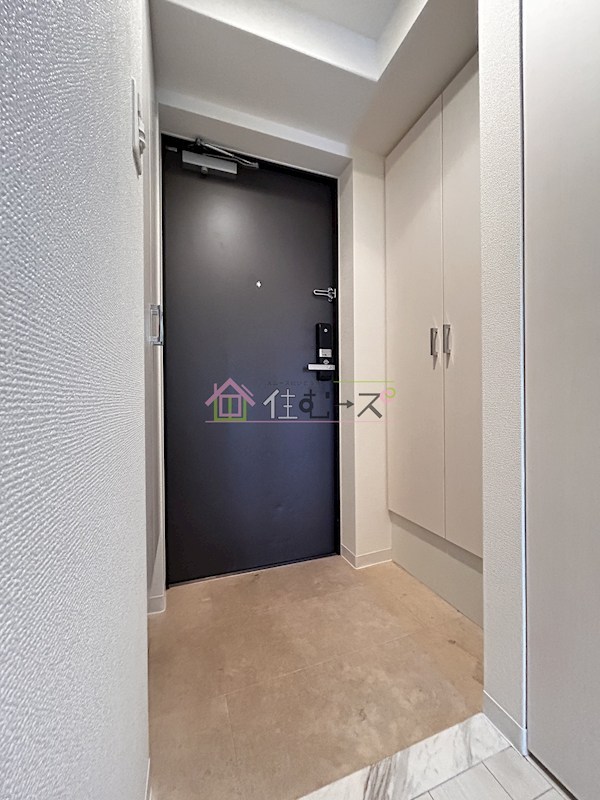 エスリード難波レジデンス 玄関