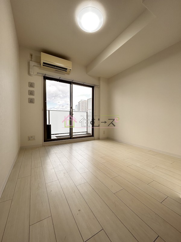 エスリード難波レジデンス ベッドルーム