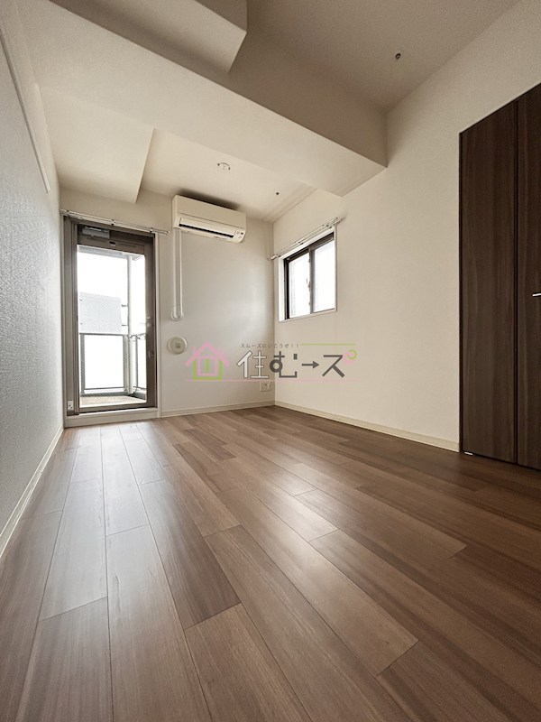 ララプレイス難波シエール ベッドルーム