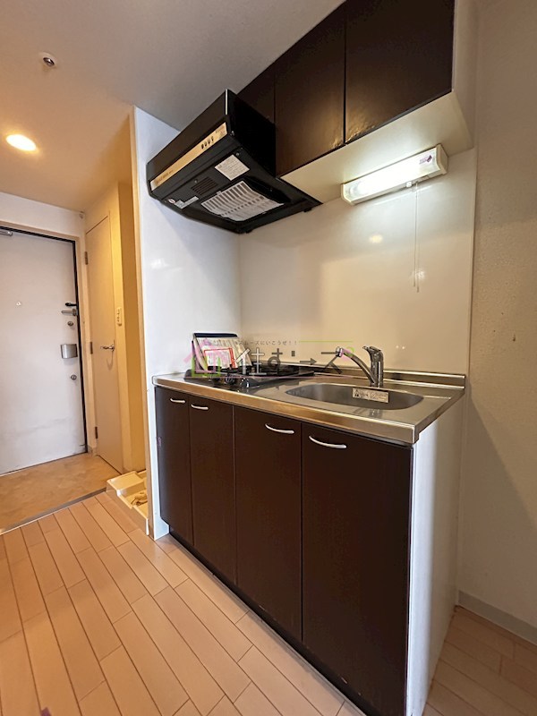 エステムプラザ難波WESTリバークロス キッチン