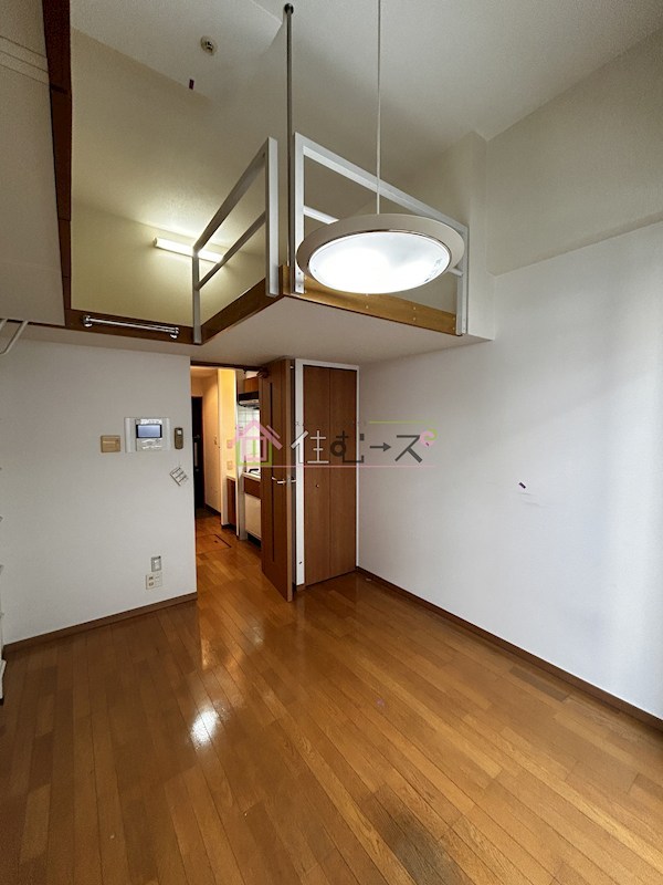 エステムコート難波ミューステージ リビング