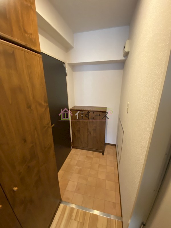 カルムイン西長堀 玄関