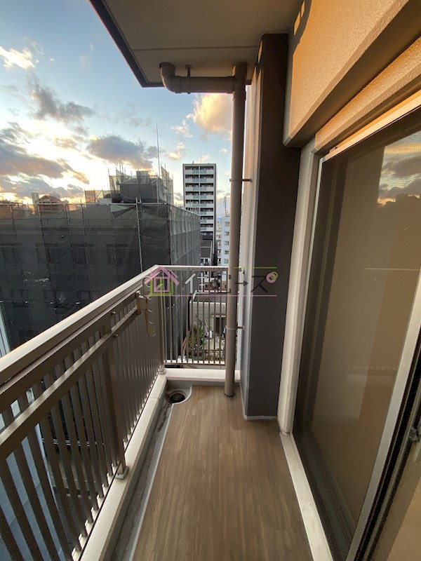 エステムコート難波WESTSIDEⅢドームシティ  ベランダ