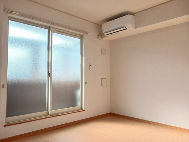 クリスタルブライト リビング