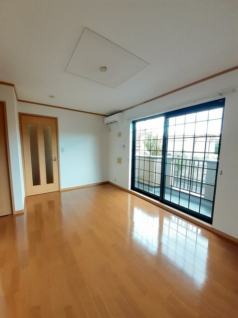 サングレード雅 リビング