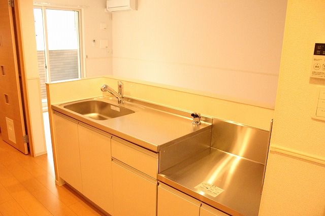 コンフォール鳳 キッチン