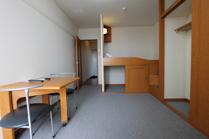 レオパレスクレール リビング