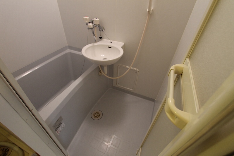 レオパレスクレール 風呂画像